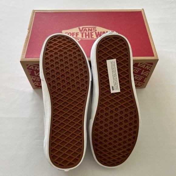 (NWT) Vans Ward DX Women's Shoes in Gray & Black - Picture 13 of 16